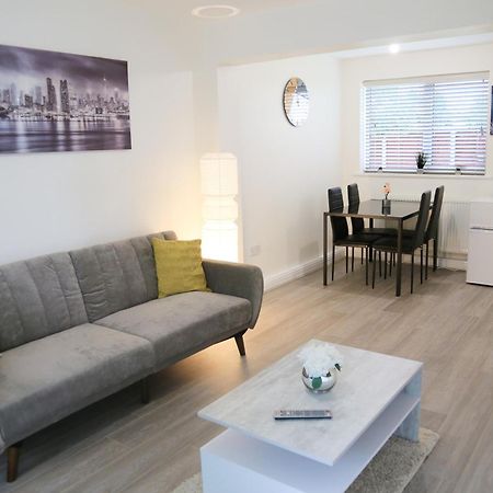 Gorgeous Ground Floor Apartment + Free Parking Manchester Esterno foto