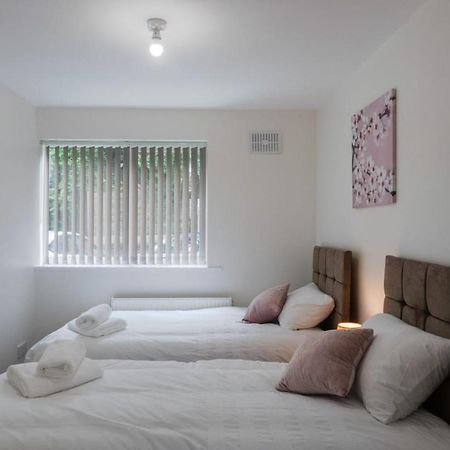 Gorgeous Ground Floor Apartment + Free Parking Manchester Esterno foto