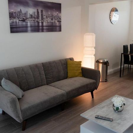 Gorgeous Ground Floor Apartment + Free Parking Manchester Esterno foto