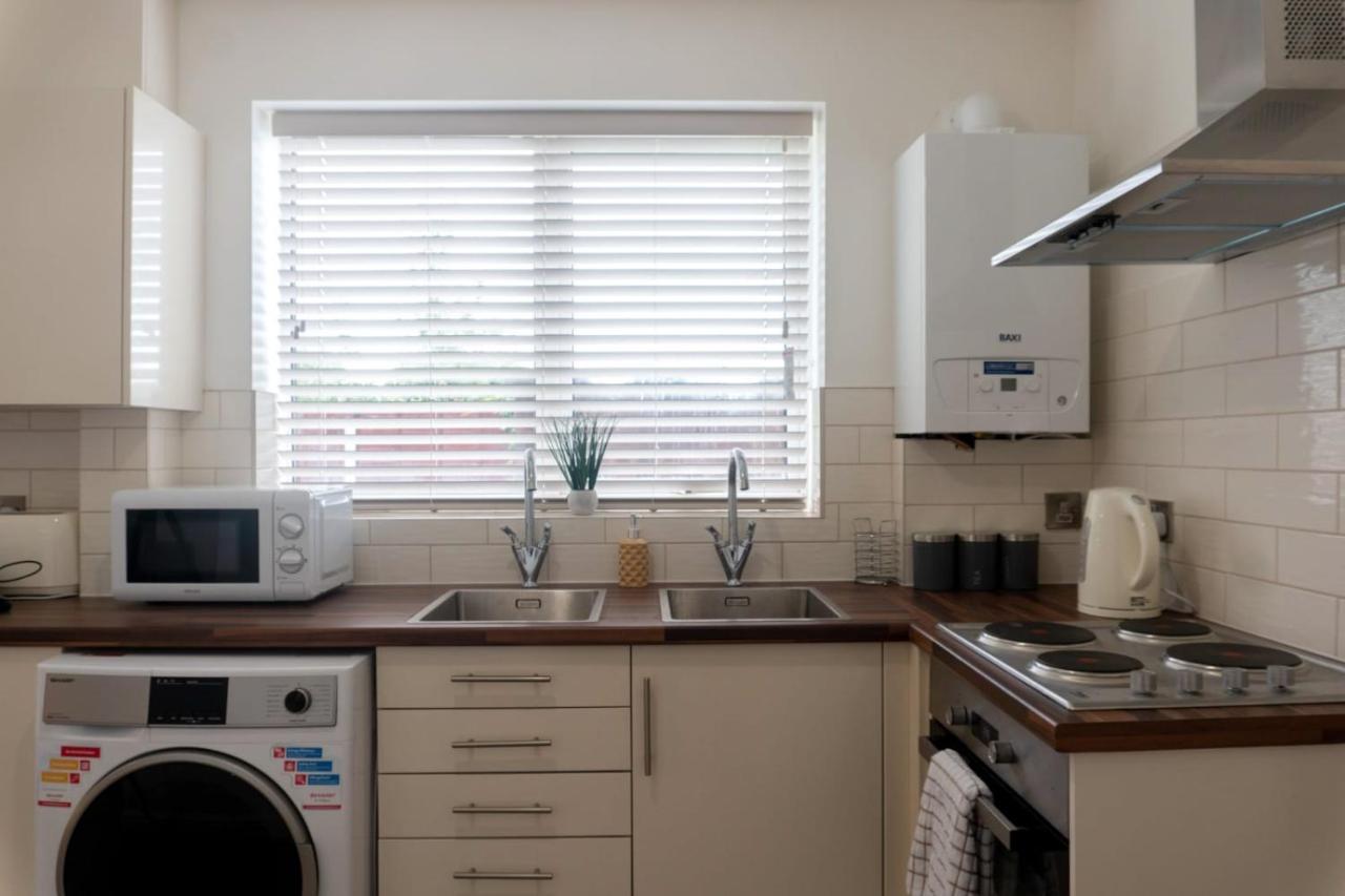 Gorgeous Ground Floor Apartment + Free Parking Manchester Esterno foto